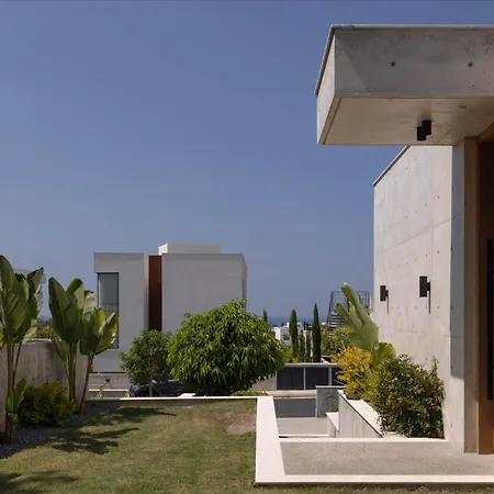 Greenvale Park Villas Klorakas Exterior photo